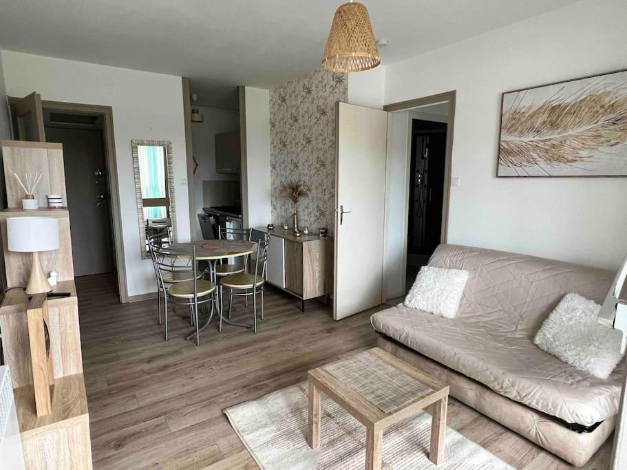 Appartement A 100 M De La Plage St Hilaire De Riez Les Becs 생 힐레르 드 리에 외부 사진